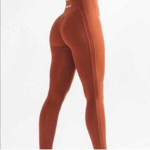 Alphalete Pulse Kinetic Legging - Cinnamon Small